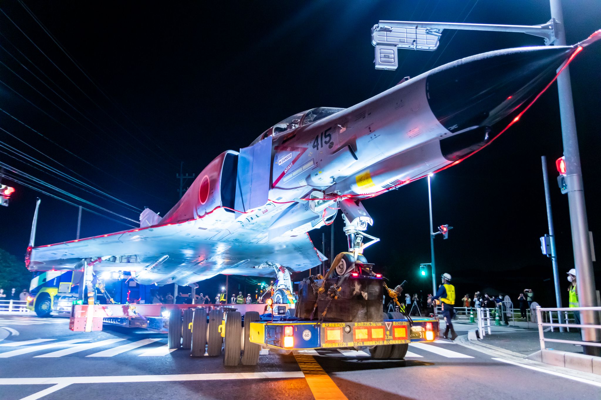 F4戦闘機輸送 アチハ株式会社 重量物運搬 据付 解体 クレーン作業 国際輸送 発電事業
